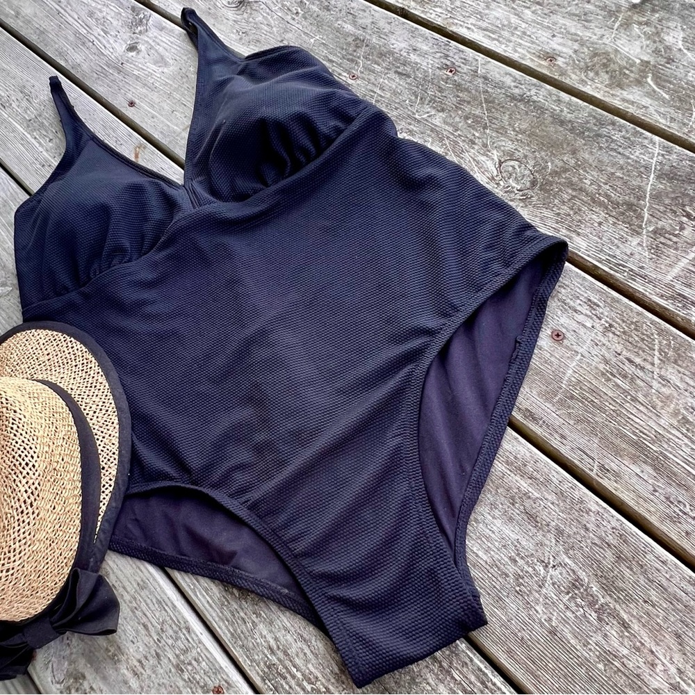 CATALINA BLACK TEXTURED MODEST SWIMSUIT
